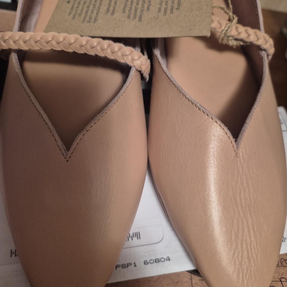 ELF Women's New Love point toes Tan Flats with Braided Strap New with Tag - Picture 4 of 6
